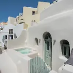 Artia Mansion *