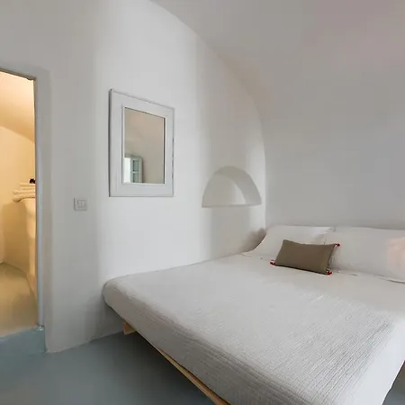 أرتيا مينشين